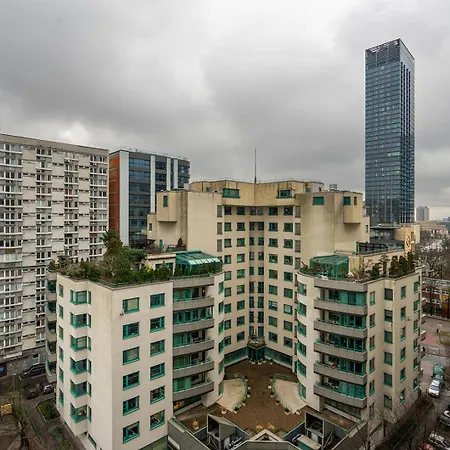 Park Mirowski Yellow By Bookinghost *